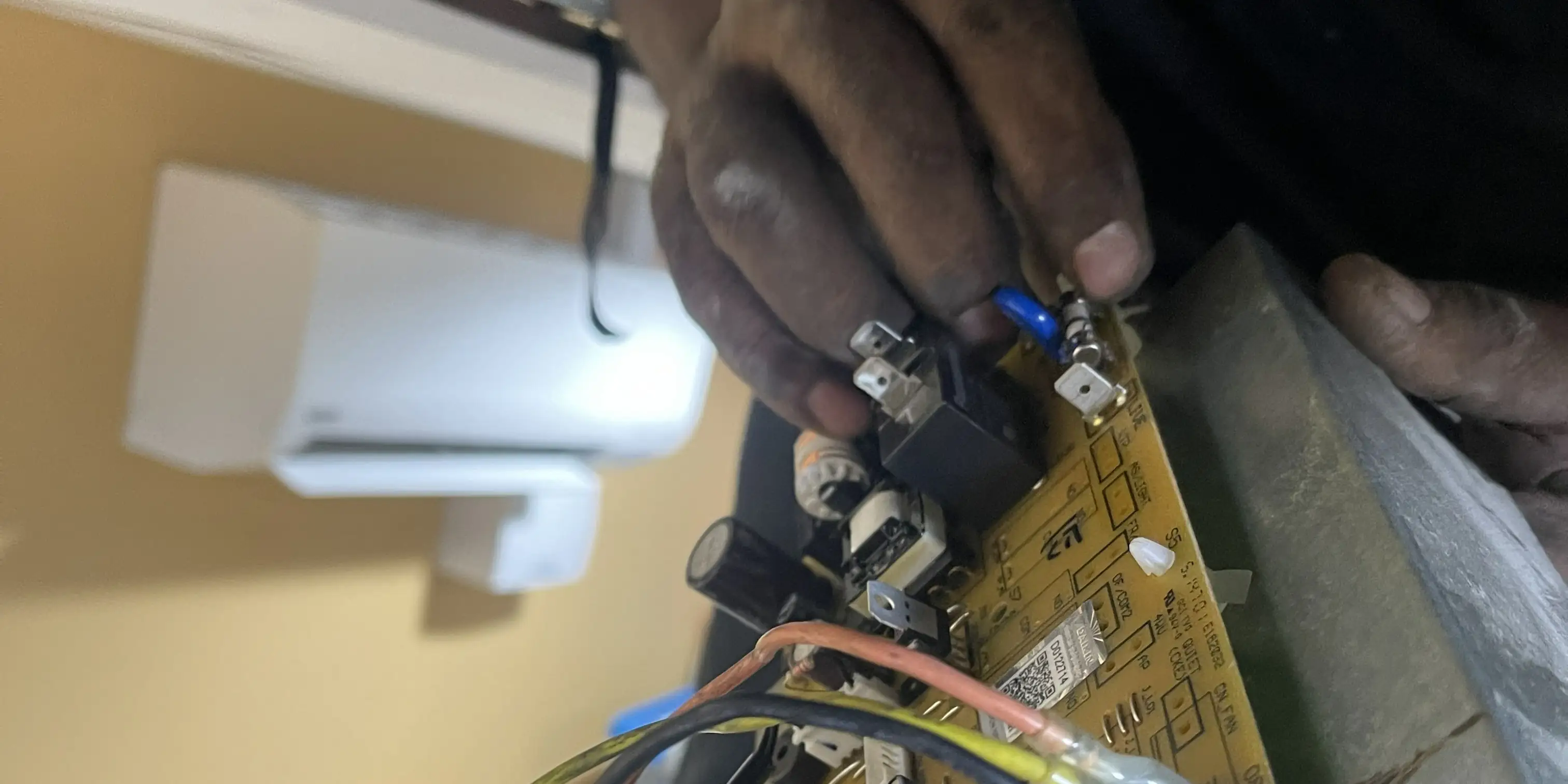 Aircon repair photo 4